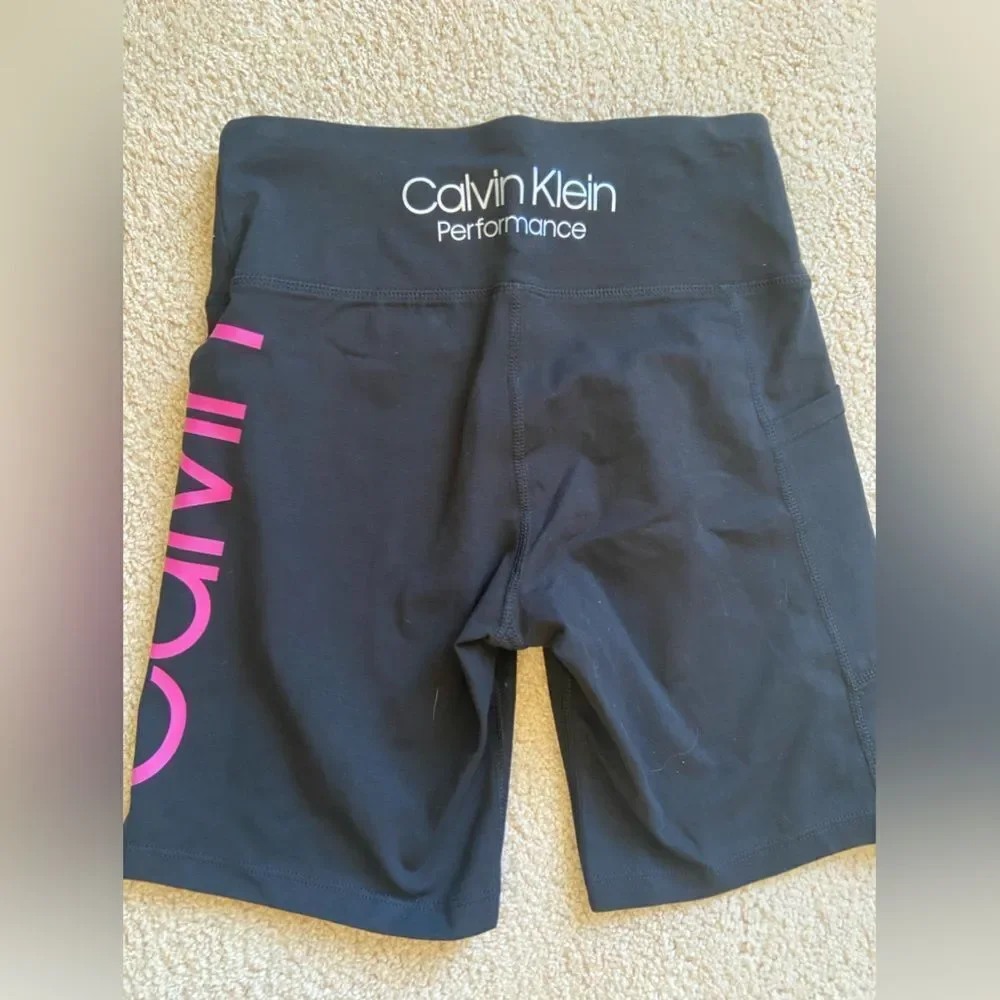 CALVIN KLEIN short black gym shorts size S